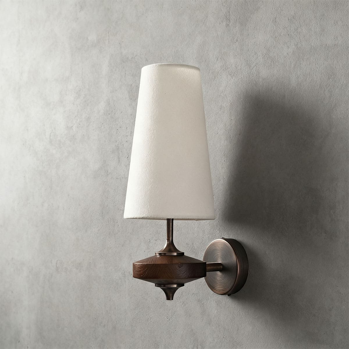 Lenrix Wall Sconce