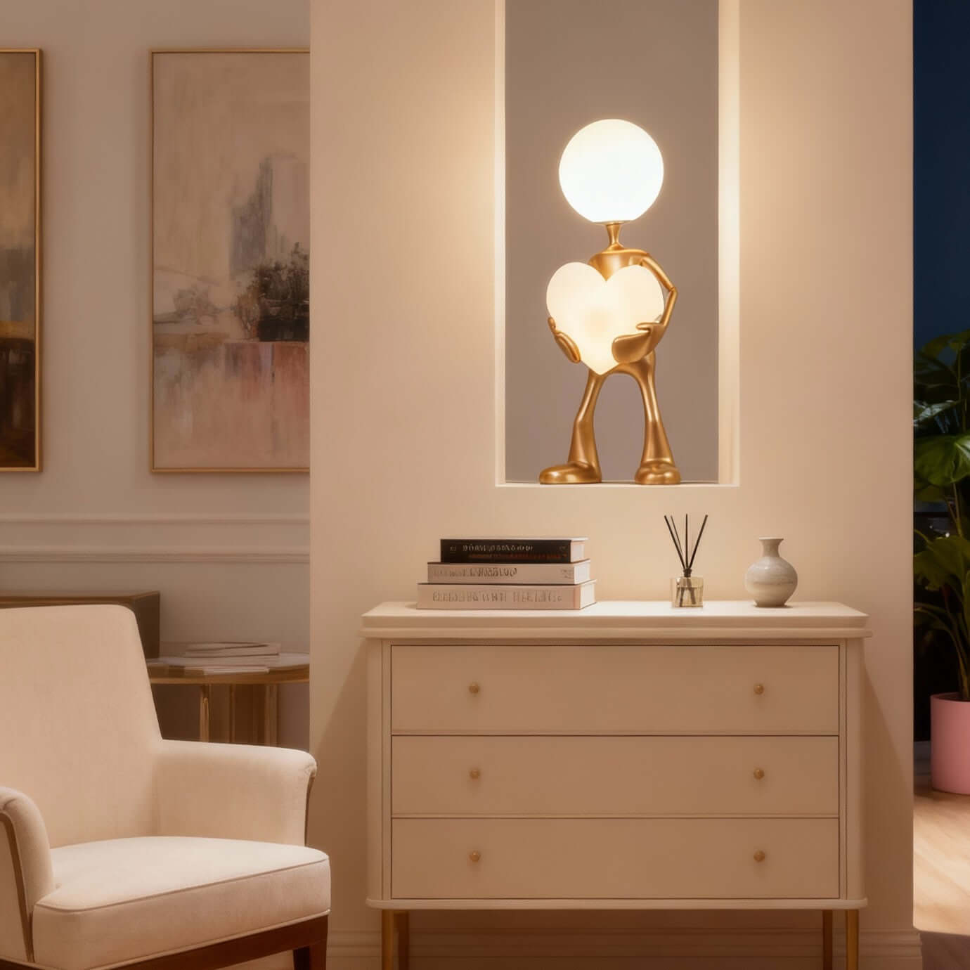 Luvora Sculpture Table Lamp