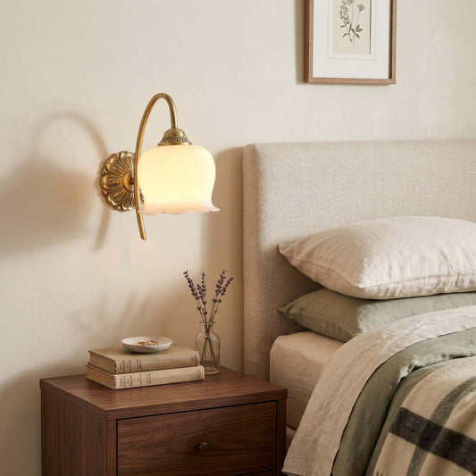 Vintage Mia Wall Lamp