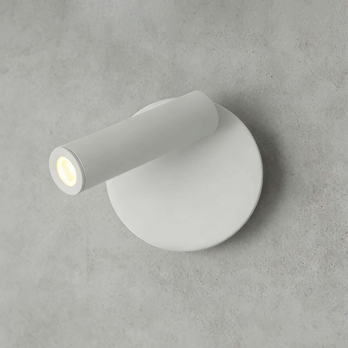 Davor Wall Light