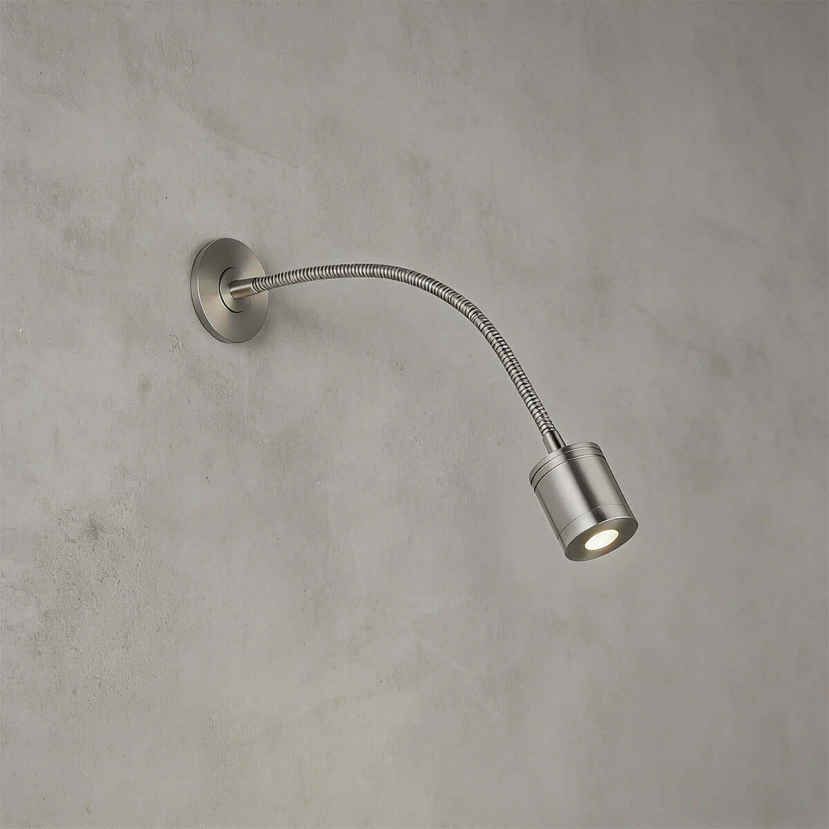 Vezaro Wall Light
