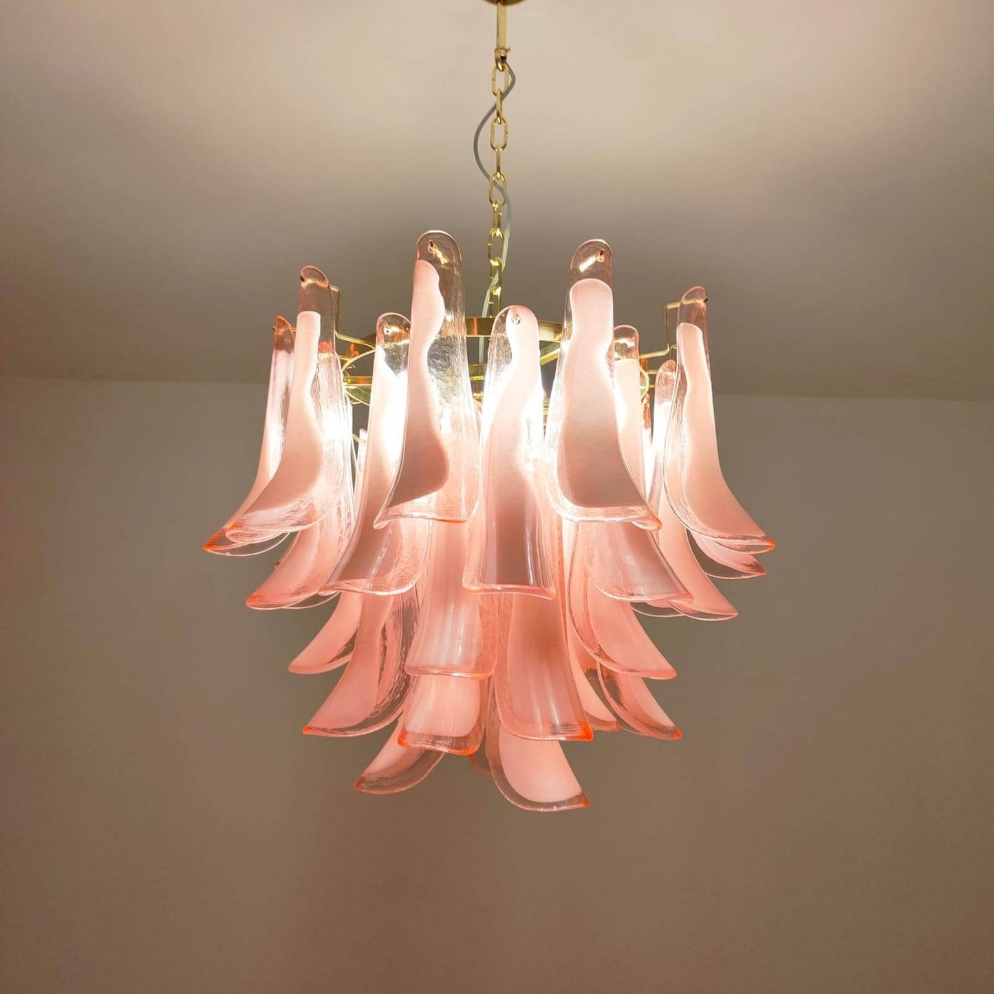 Xiravo Chandelier