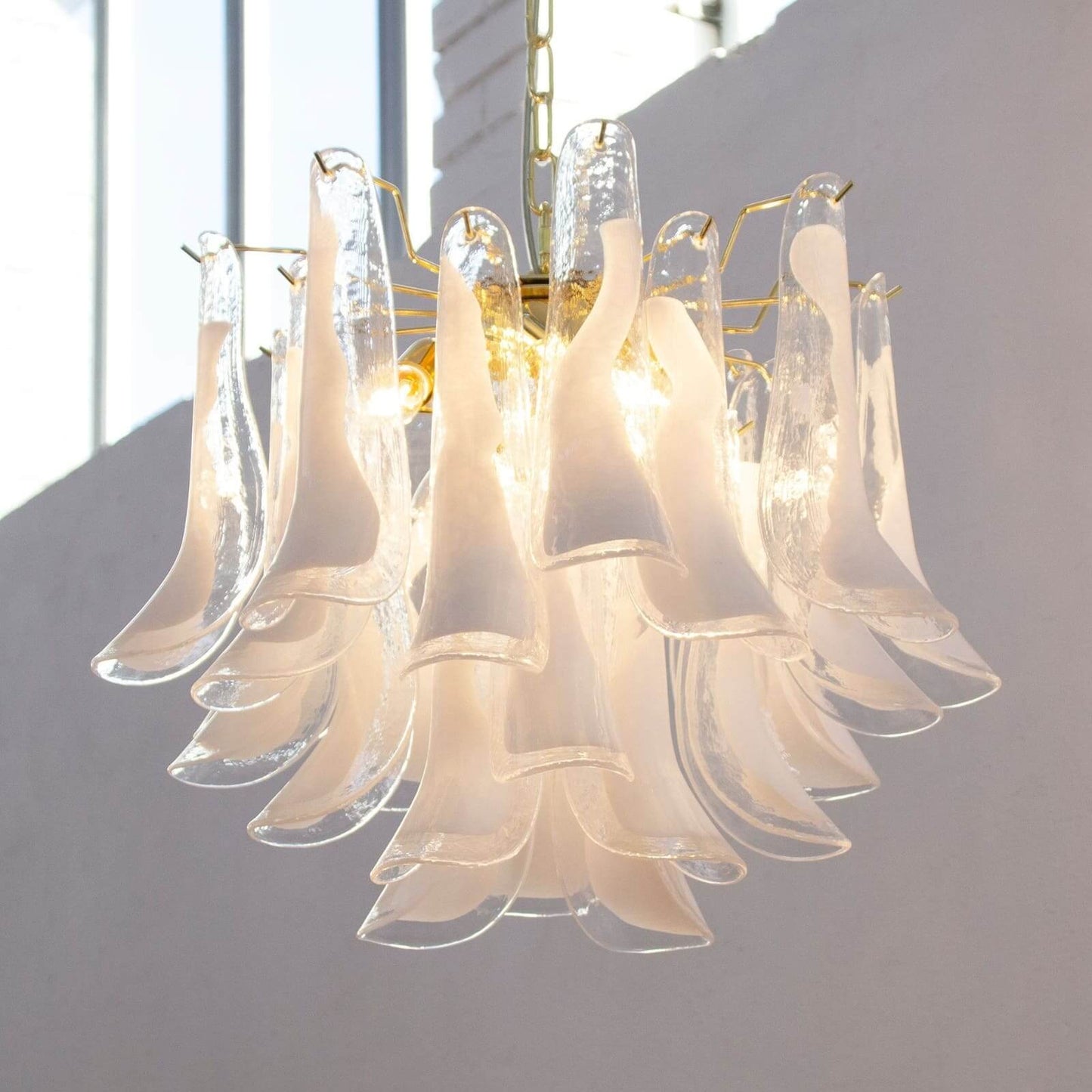 Xiravo Chandelier