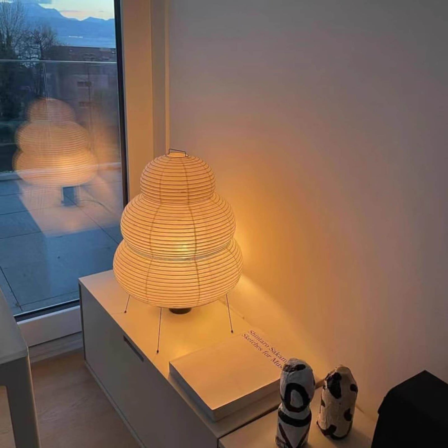 Akari 24N Table Lamp