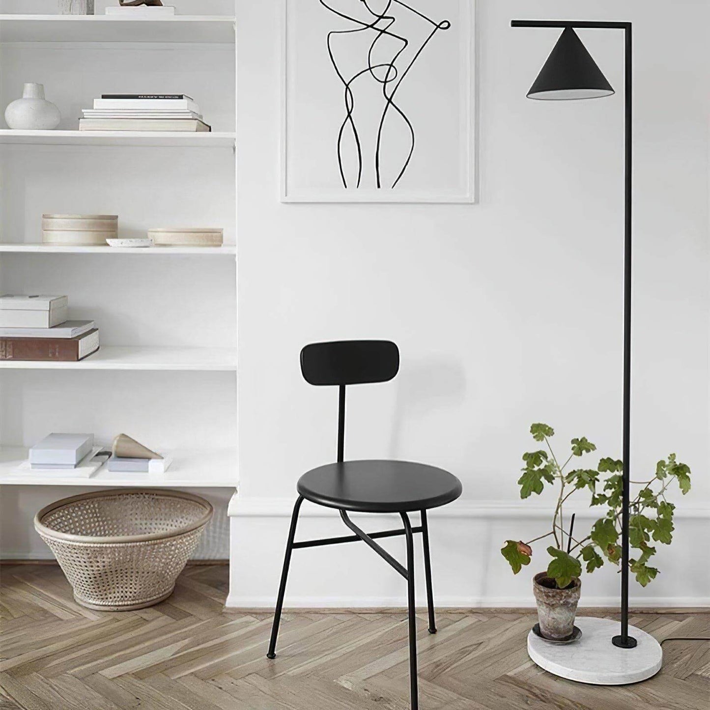 Captain Floor Lamp