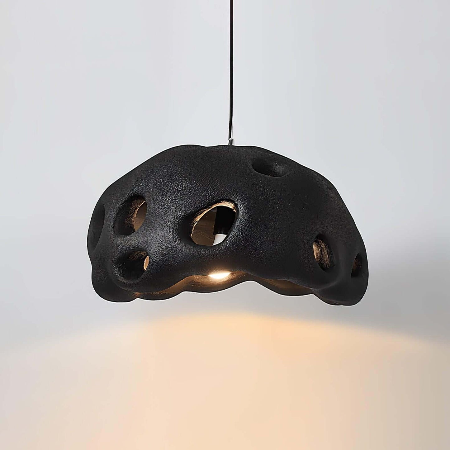 Duvra Resin Pendant Lamp