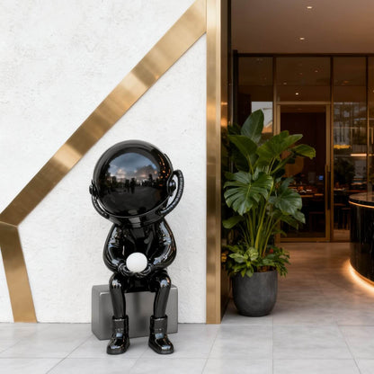 Dyrion Sculpture Floor Lamp