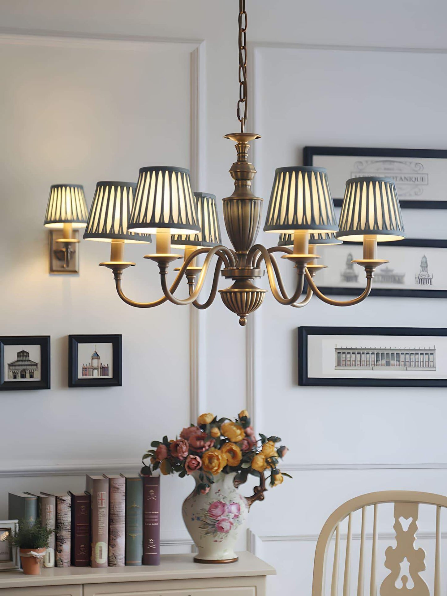 Eryn Chandelier
