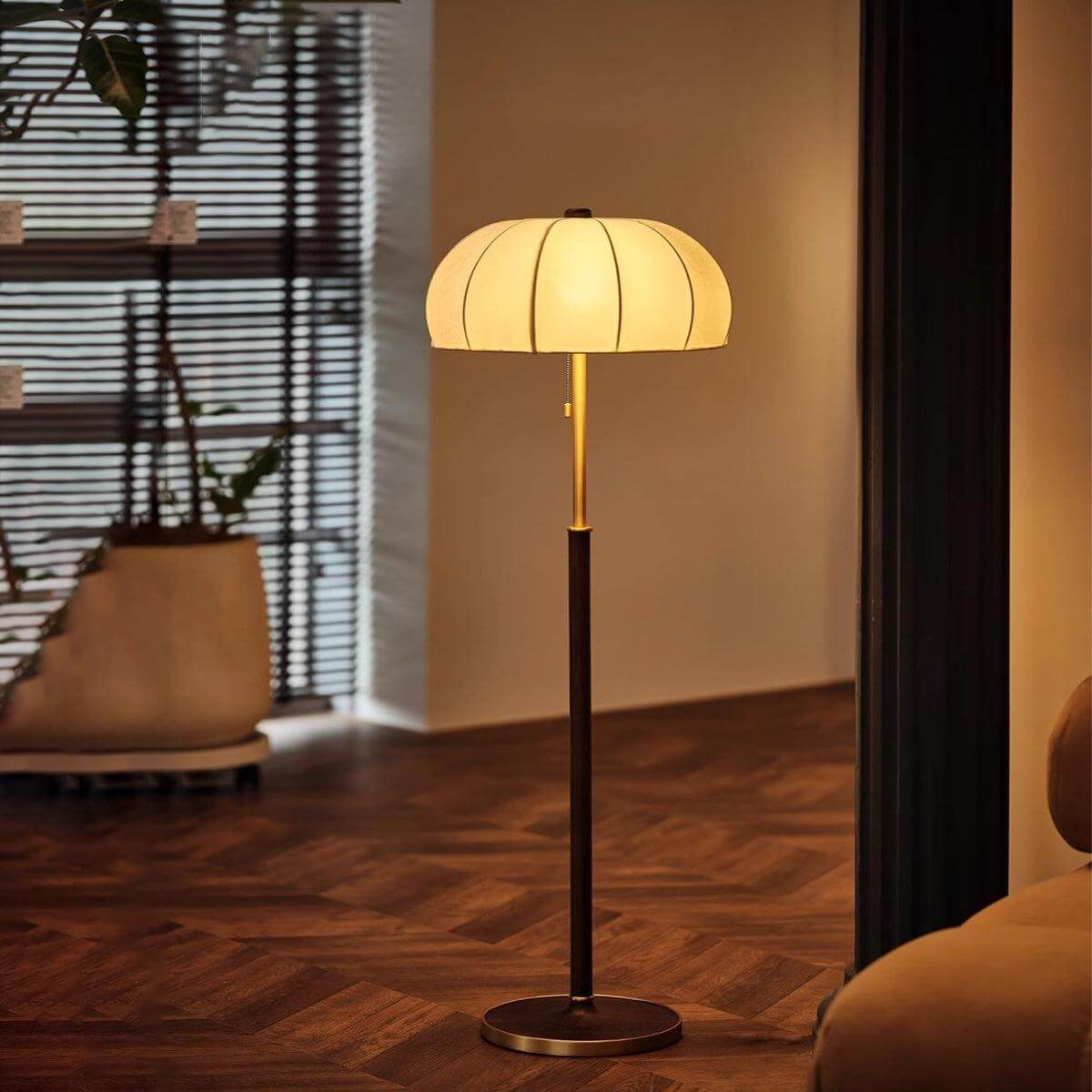 Gorra Floor Lamp