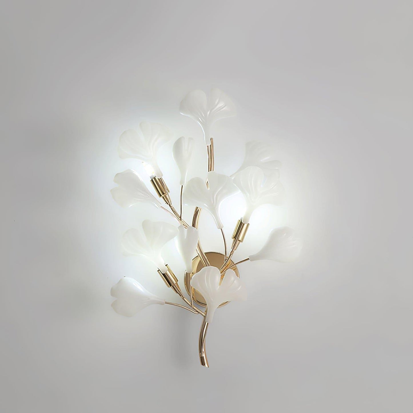 Gingko Sonia Wall Lamp