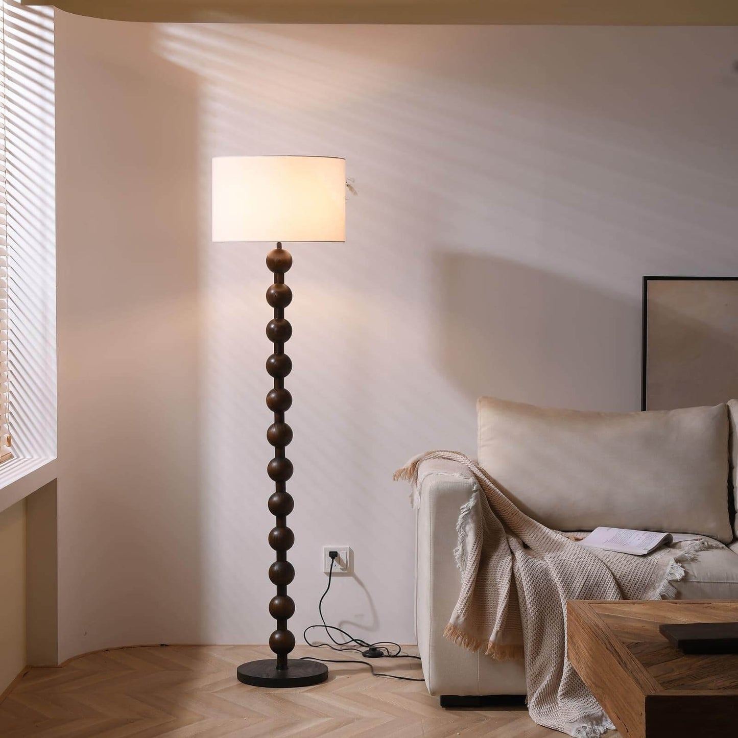 Hugo Barbell Floor Lamp
