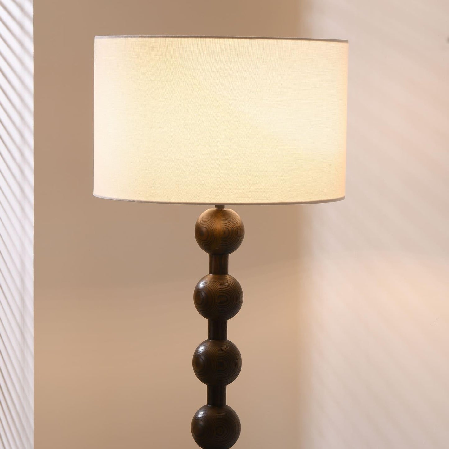 Hugo Barbell Floor Lamp
