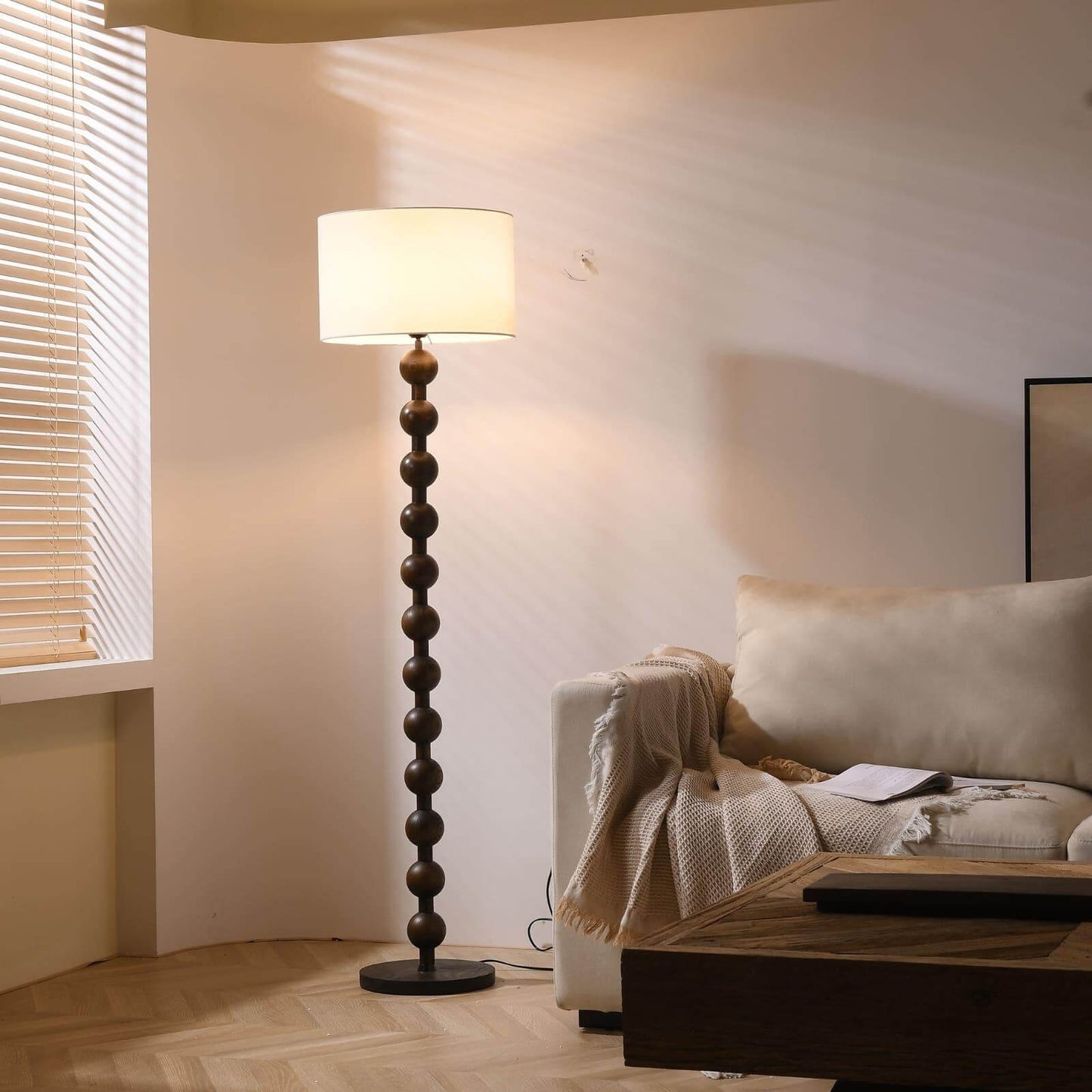 Hugo Barbell Floor Lamp