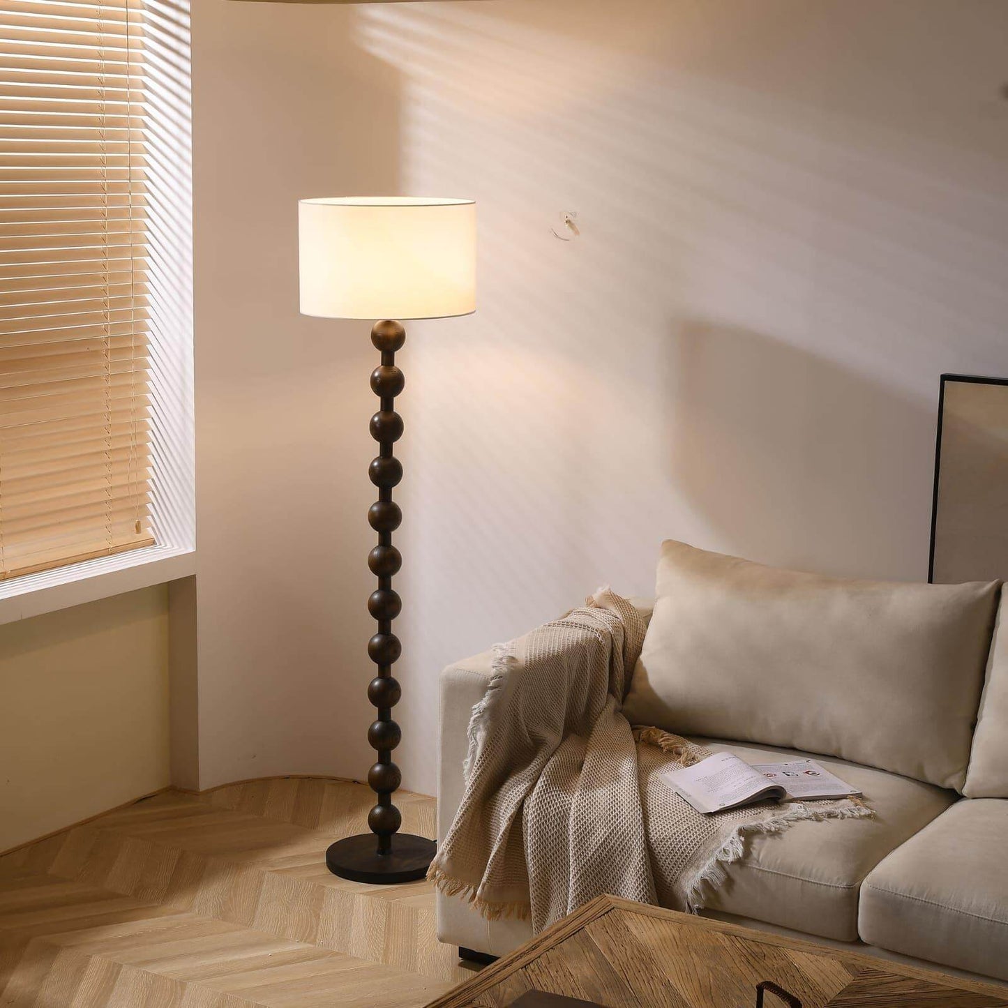 Hugo Barbell Floor Lamp