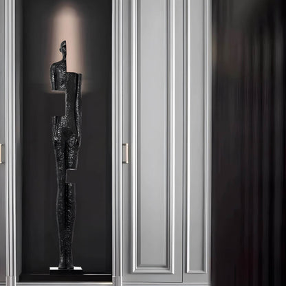 Kylorix Sculpture