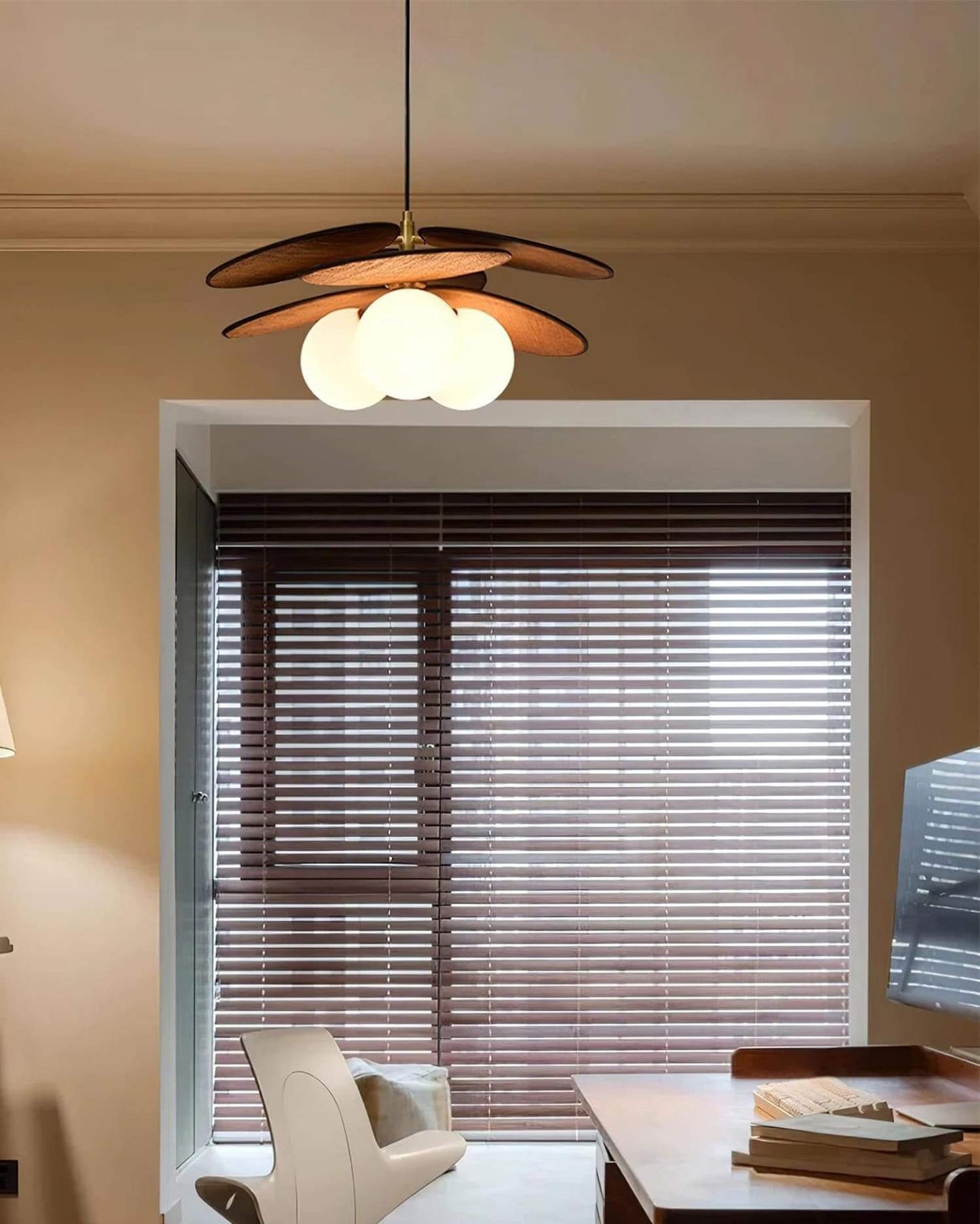 Lunetra Chandelier