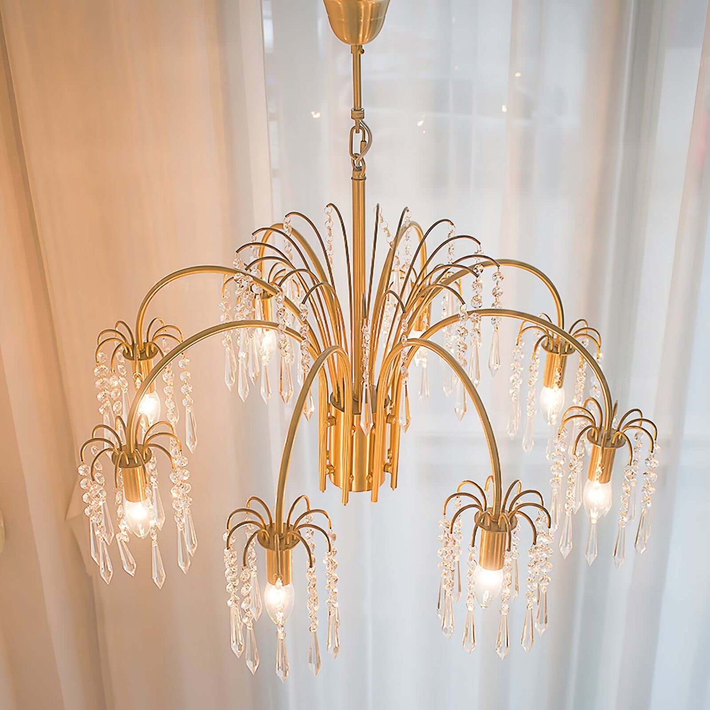 Lunva Chandelier