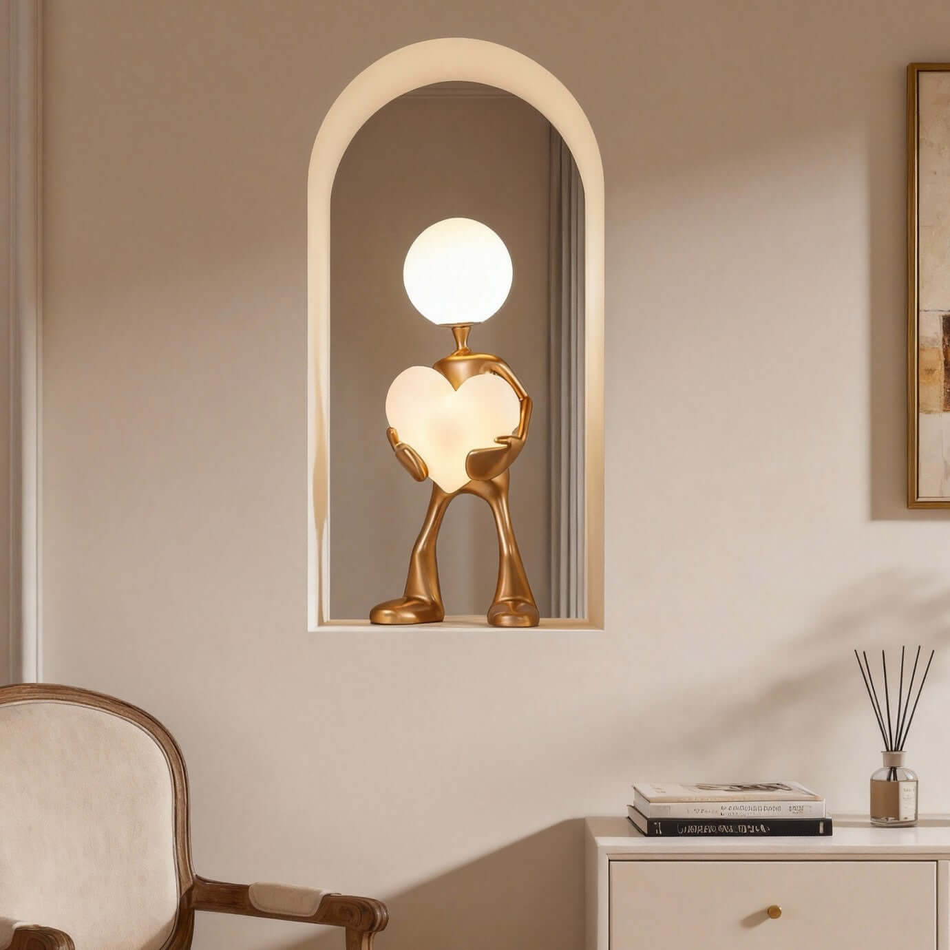 Luvora Sculpture Table Lamp