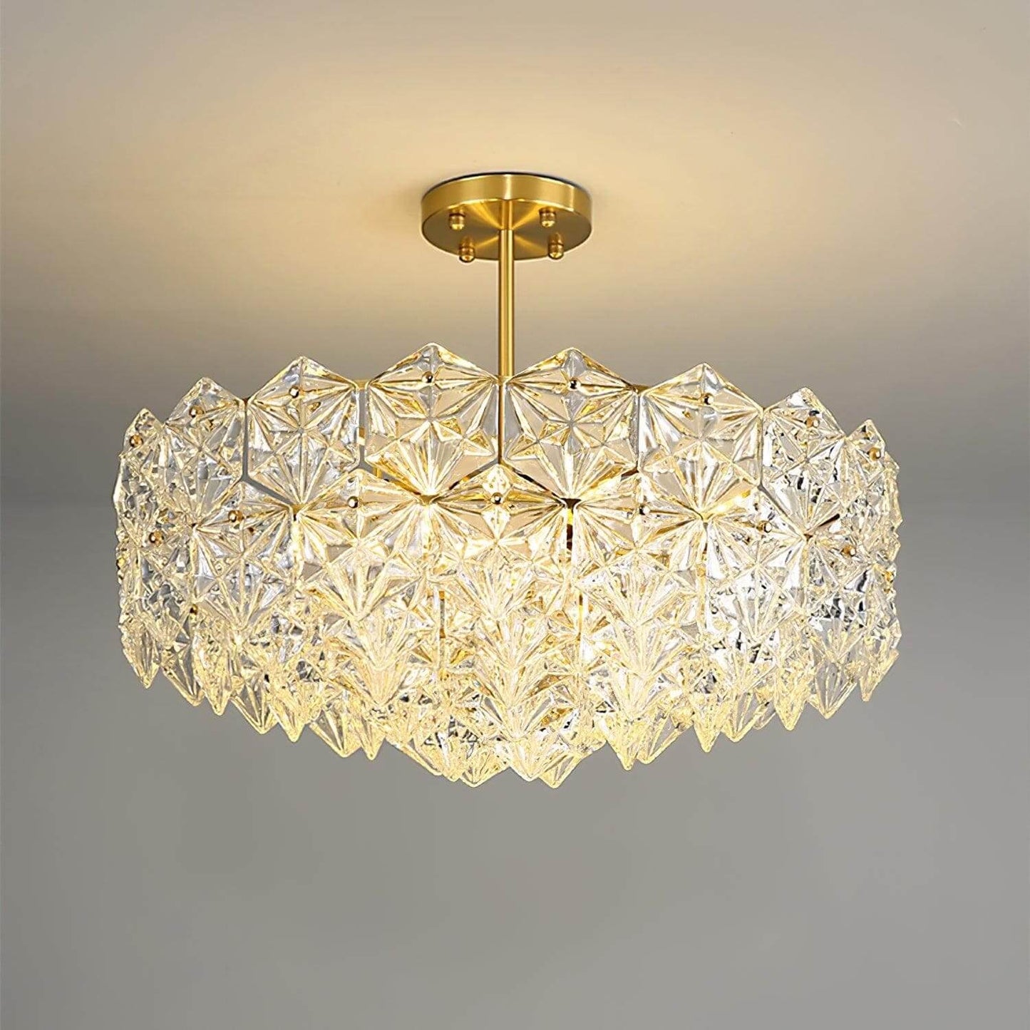Lyrvixa Chandelier