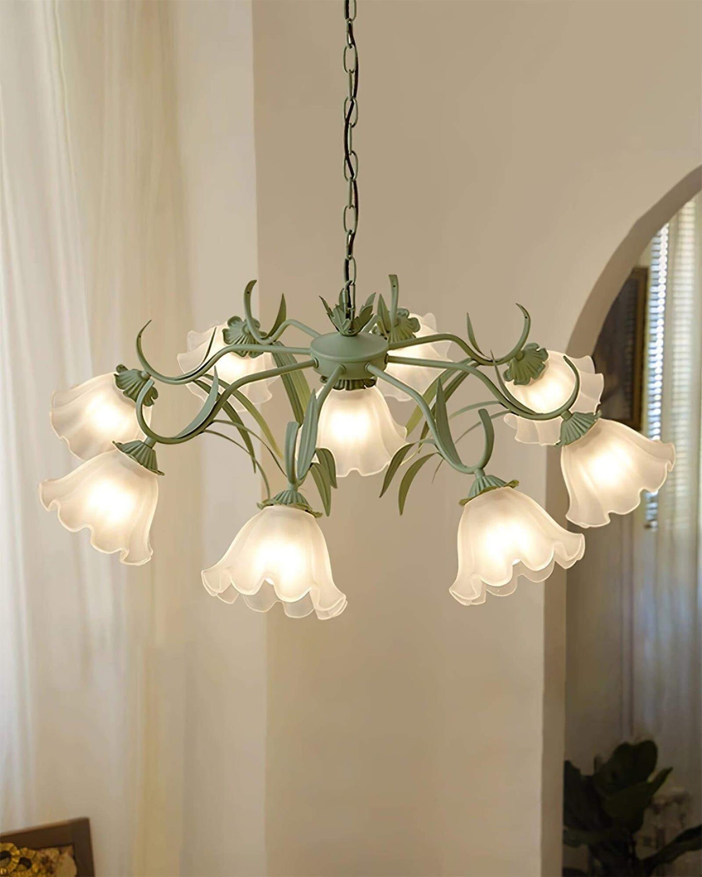 Maysea Lily Flower Chandelier