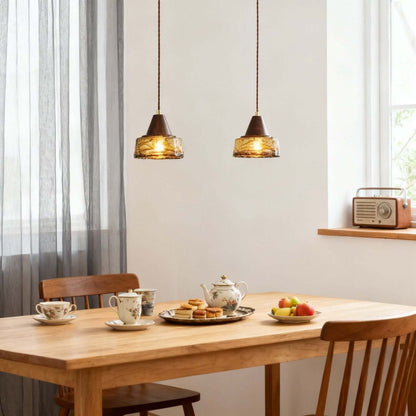 Naviro Pendant Light