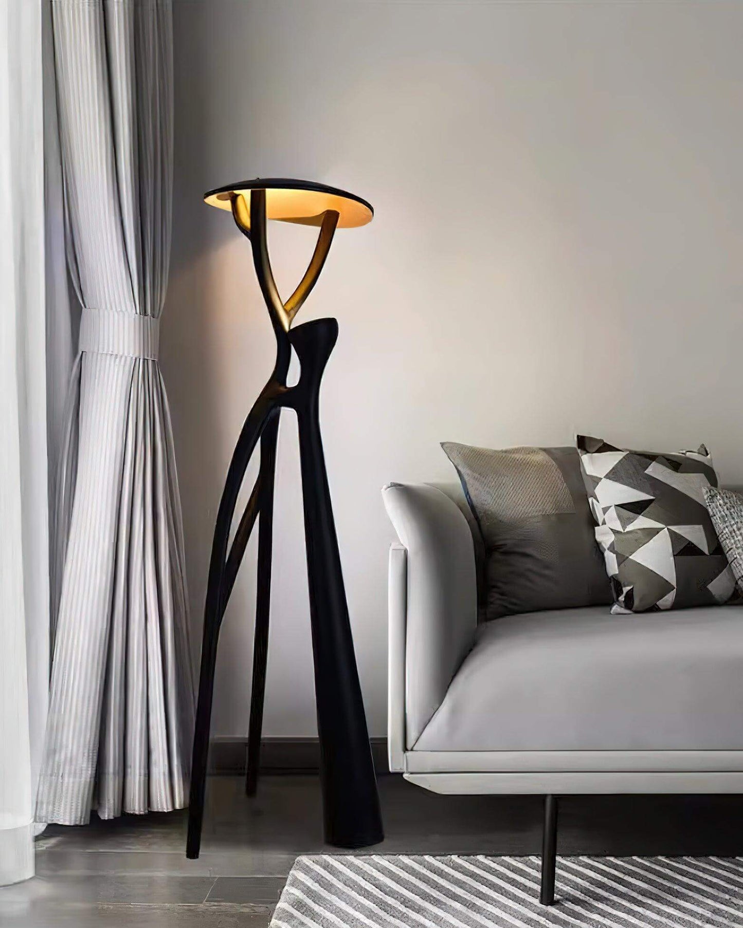 Nivaro Resin Floor Lamp