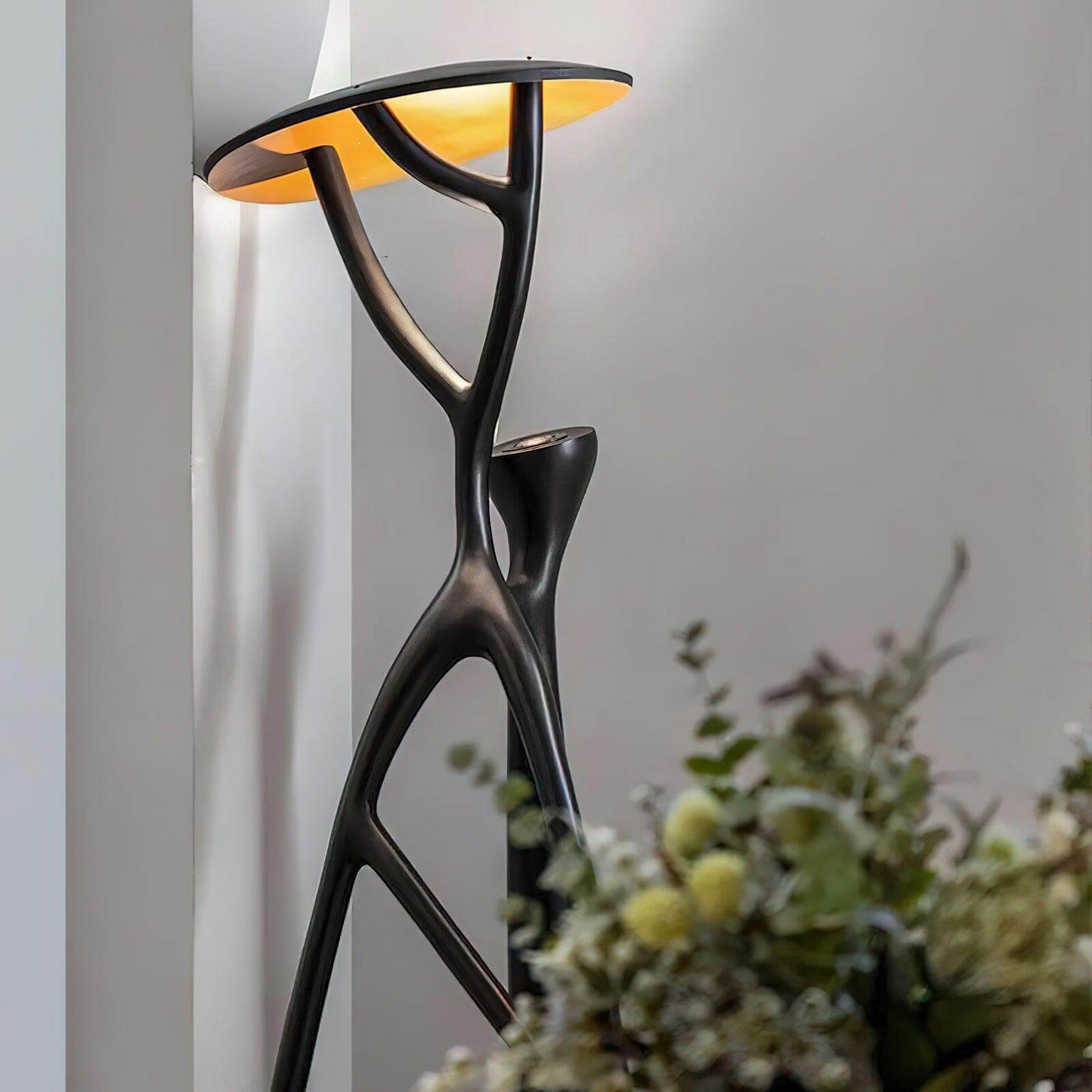 Nivaro Resin Floor Lamp