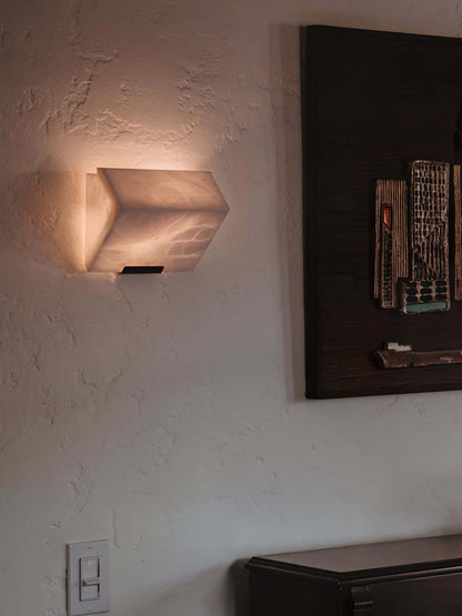 Novira Wall Lamp