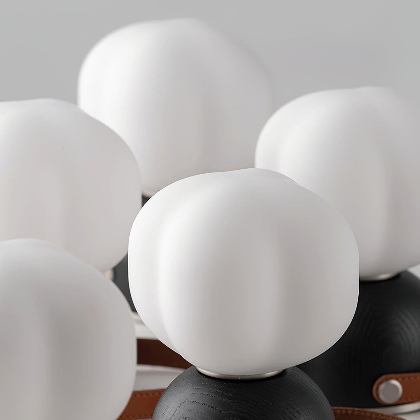 Luna Portable Table Lamp