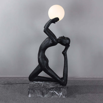 Qemira Sculpture Floor Lamp