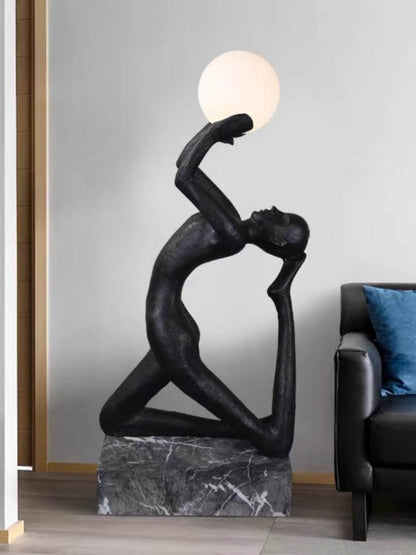 Qemira Sculpture Floor Lamp
