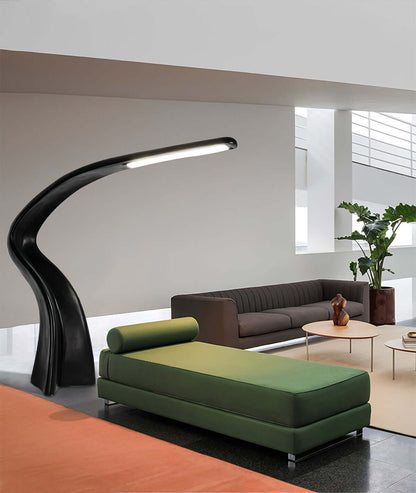 Quvra Floor Lamp
