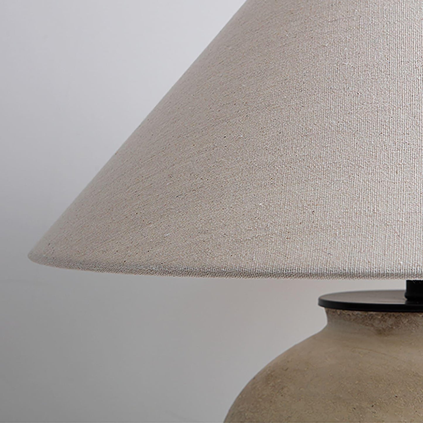 Retro Ceramic Jar Table Lamp
