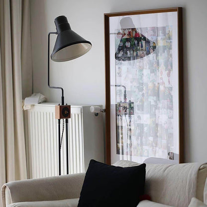 Retro Toia Floor Lamp