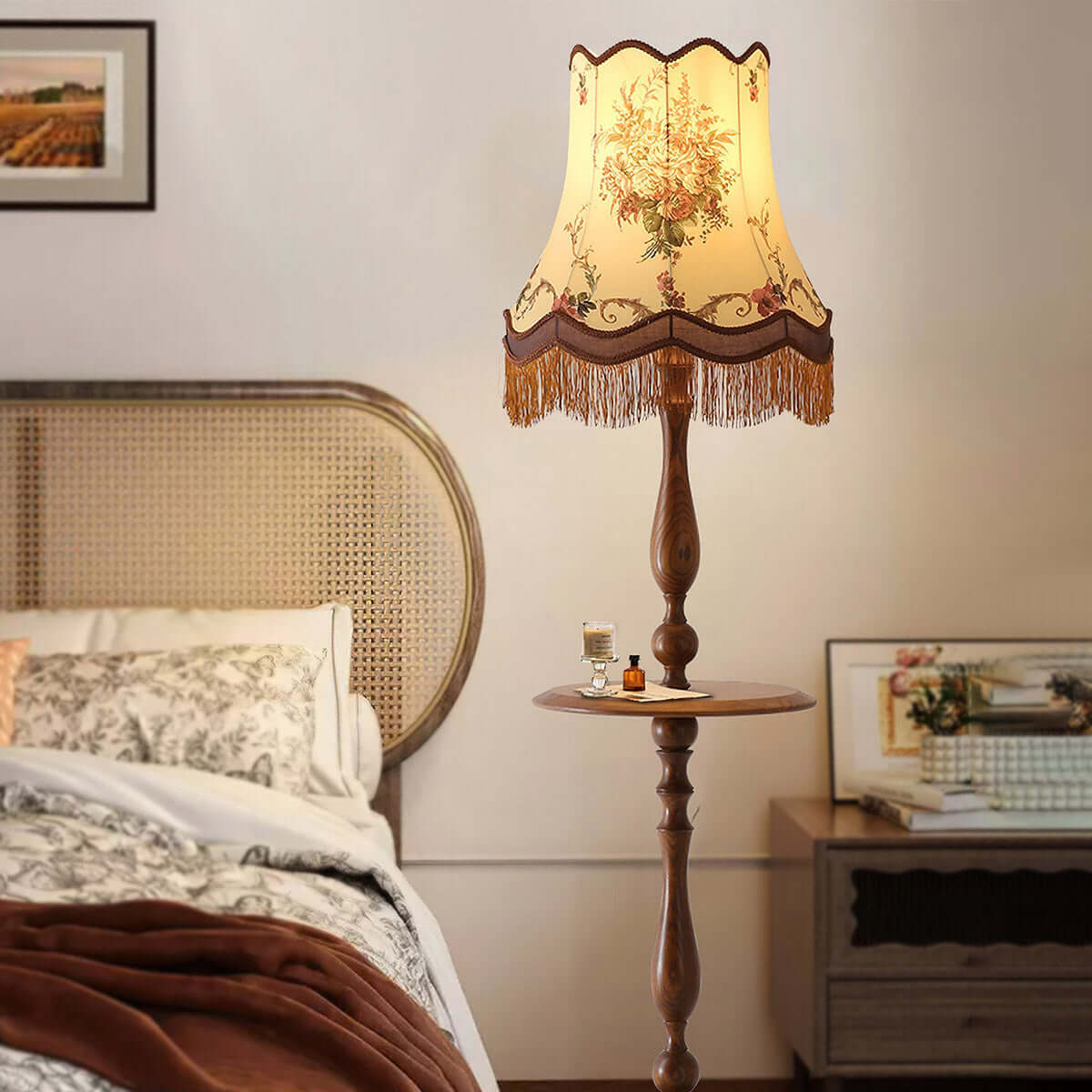 Ruvilo Tassel Floor Lamp