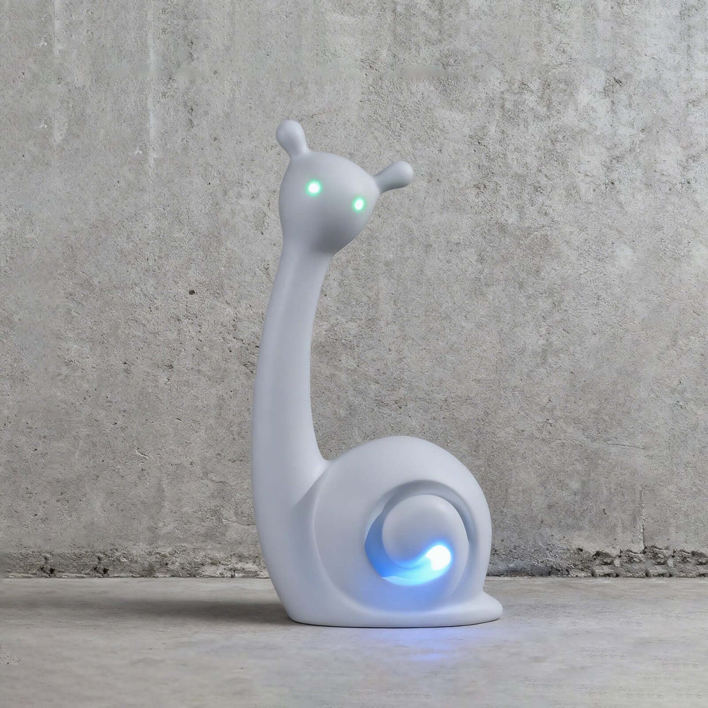 Snuvix Sculpture Table Lamp
