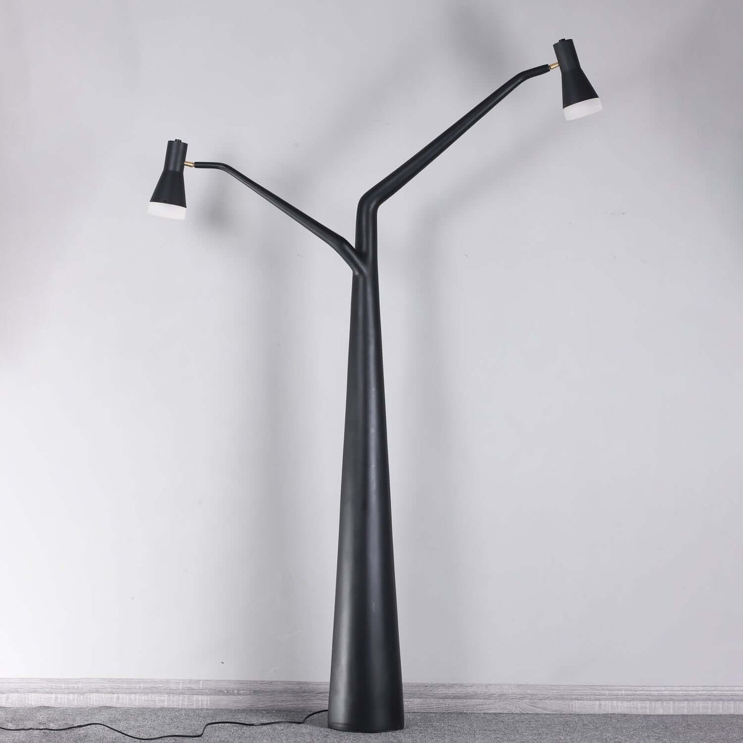 Soma Y-Floor Lamp