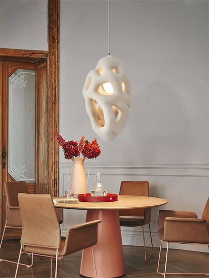 Tavra Resin Pendant Lamp