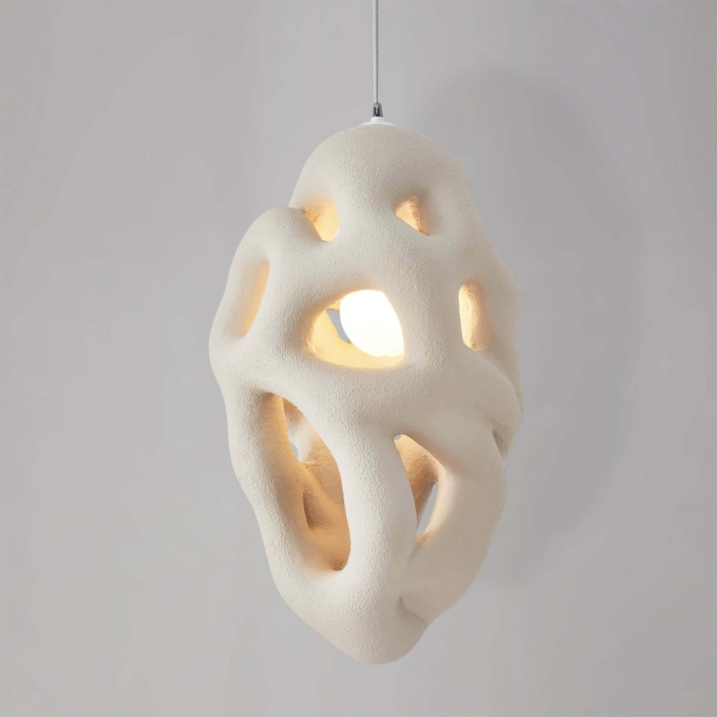 Tavra Resin Pendant Lamp