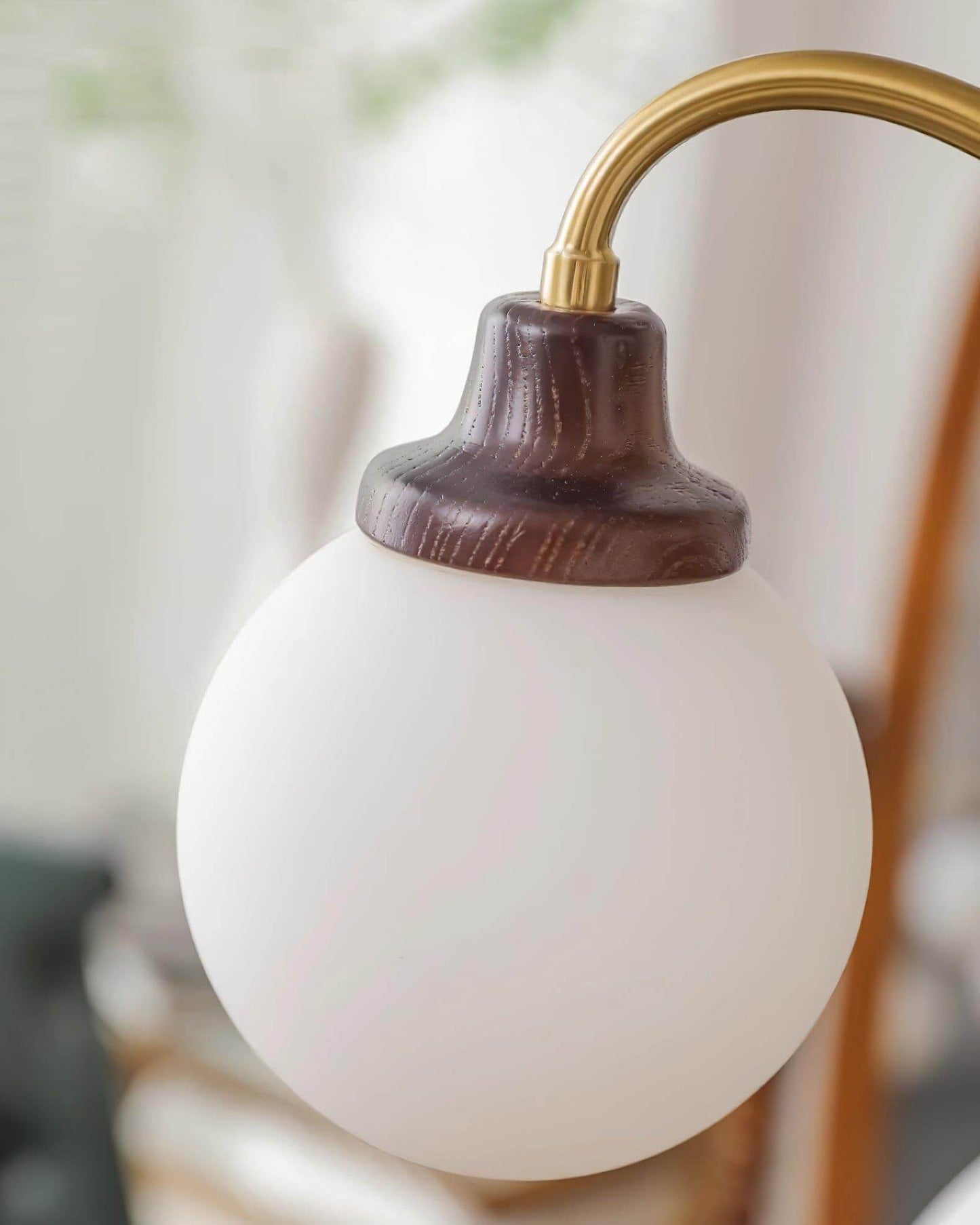 Tillary Retro Chandelier