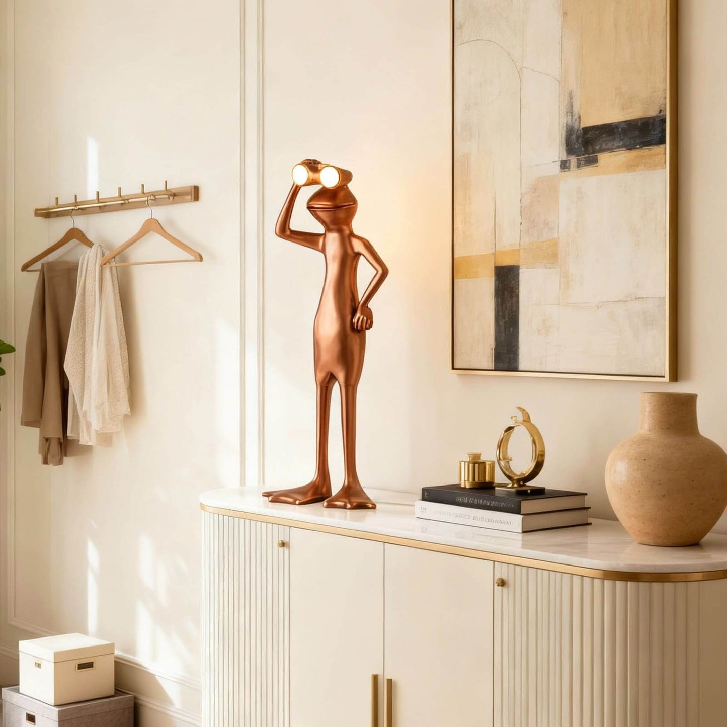 Troviki Sculpture Table Lamp