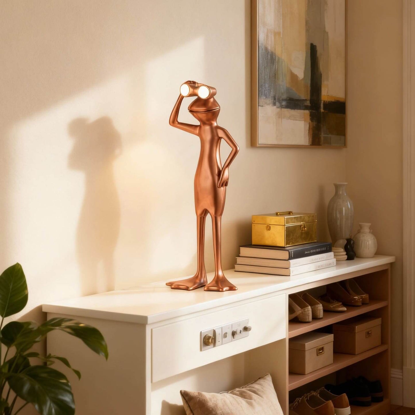 Troviki Sculpture Table Lamp