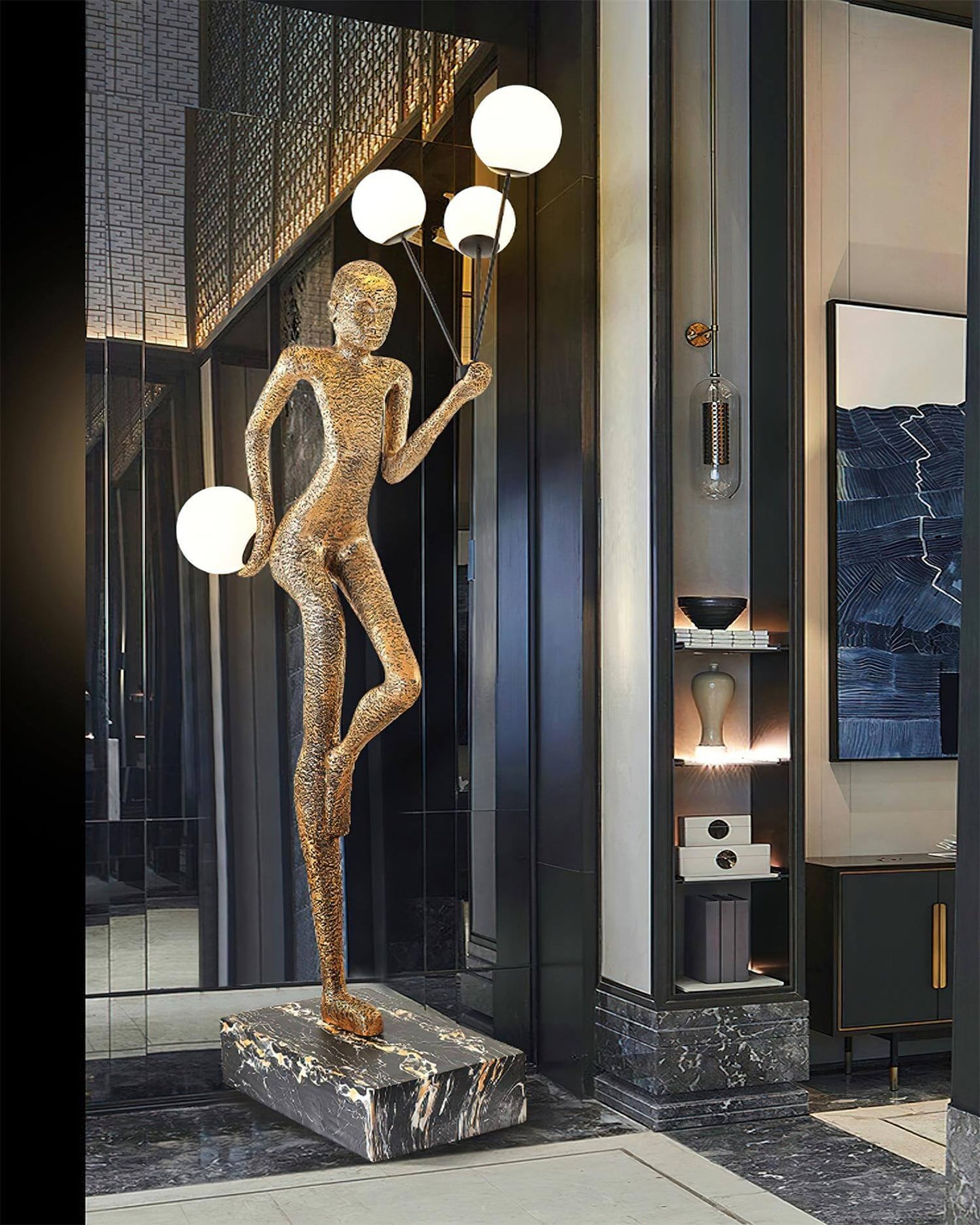 Varnilo Sculptural Floor Lamp