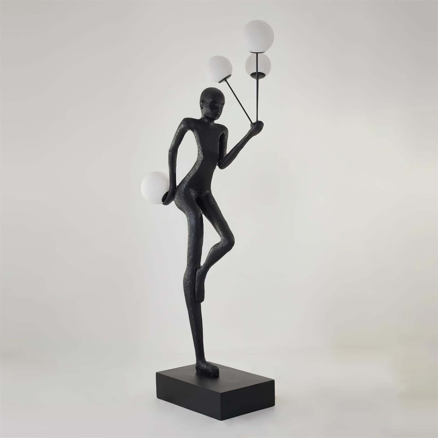 Varnilo Sculptural Floor Lamp