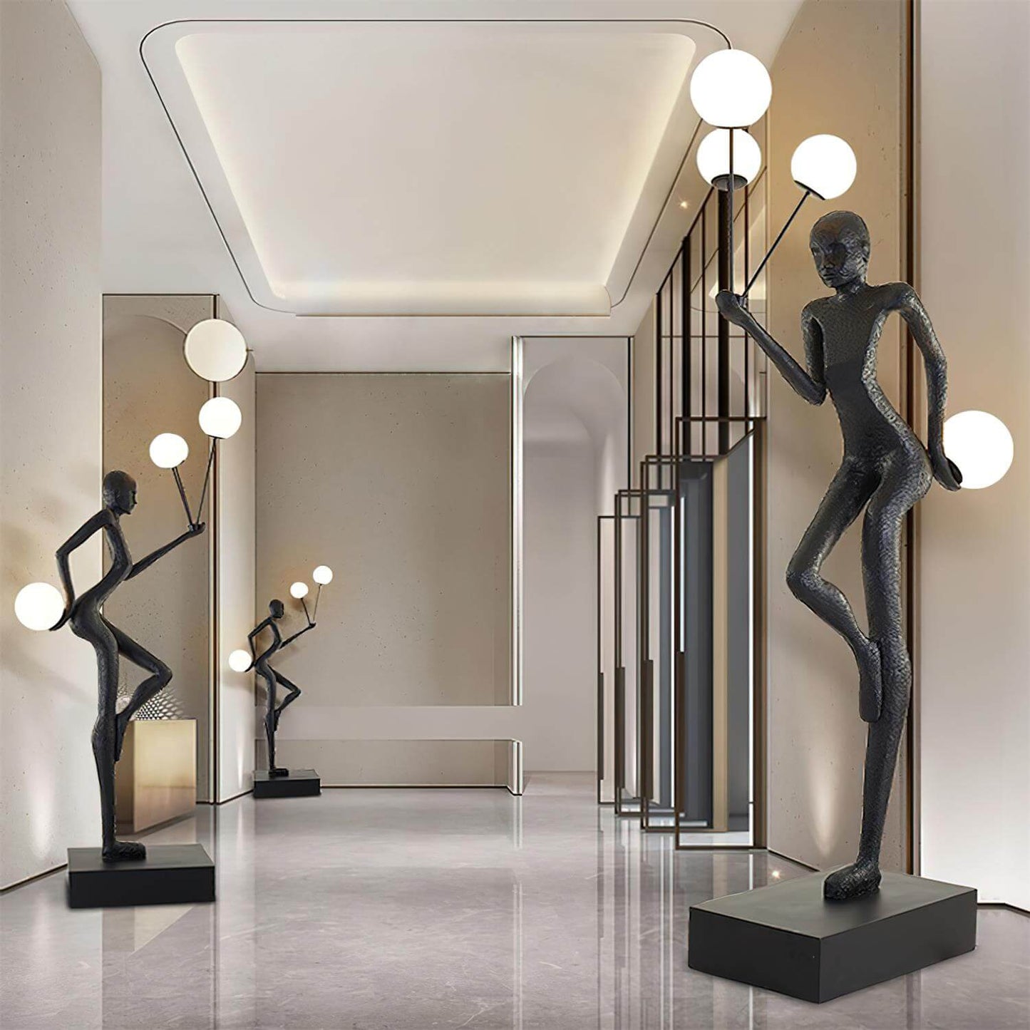 Varnilo Sculptural Floor Lamp