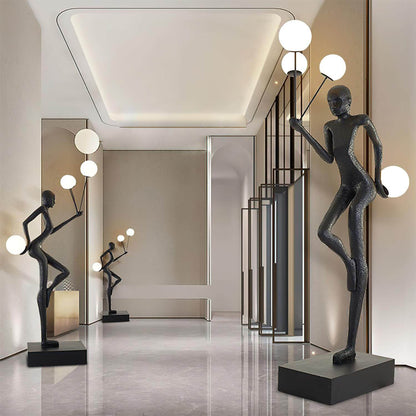 Varnilo Sculptural Floor Lamp