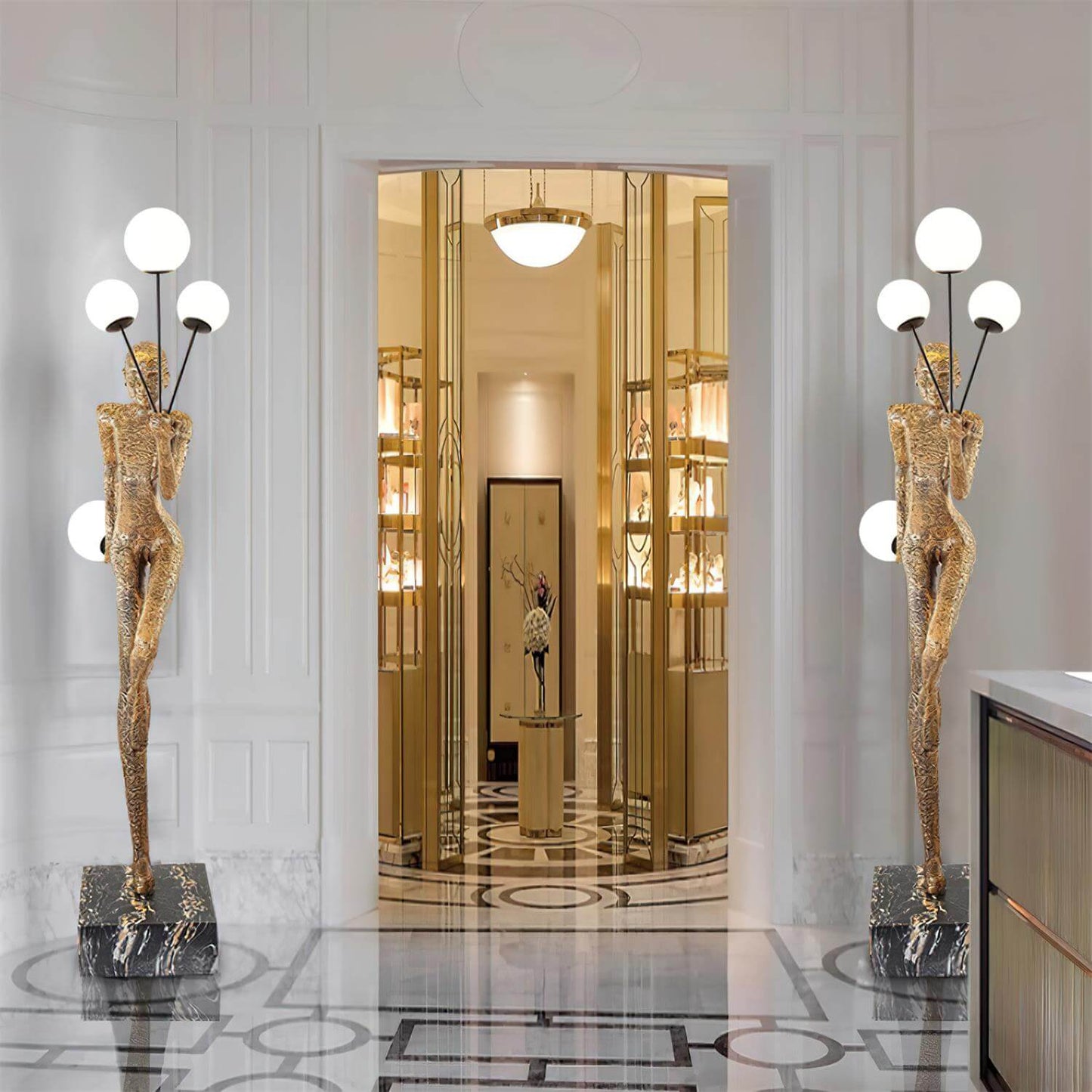 Varnilo Sculptural Floor Lamp