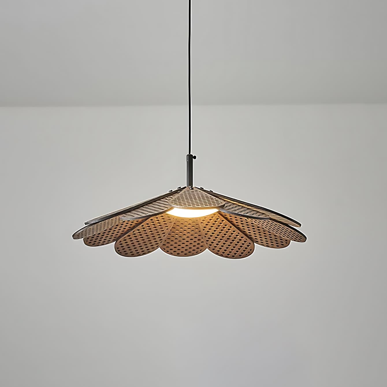 Vendra Pendant Light