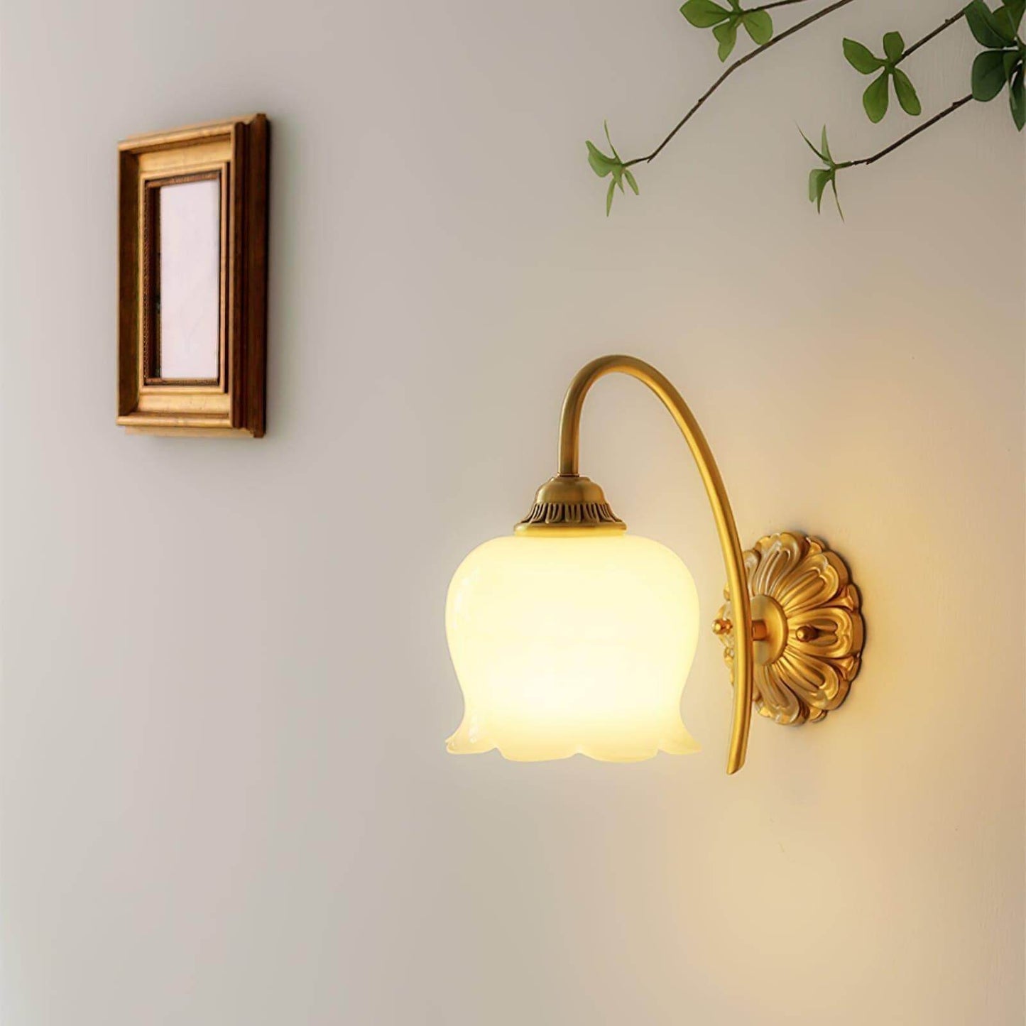 Vintage Mia Wall Lamp