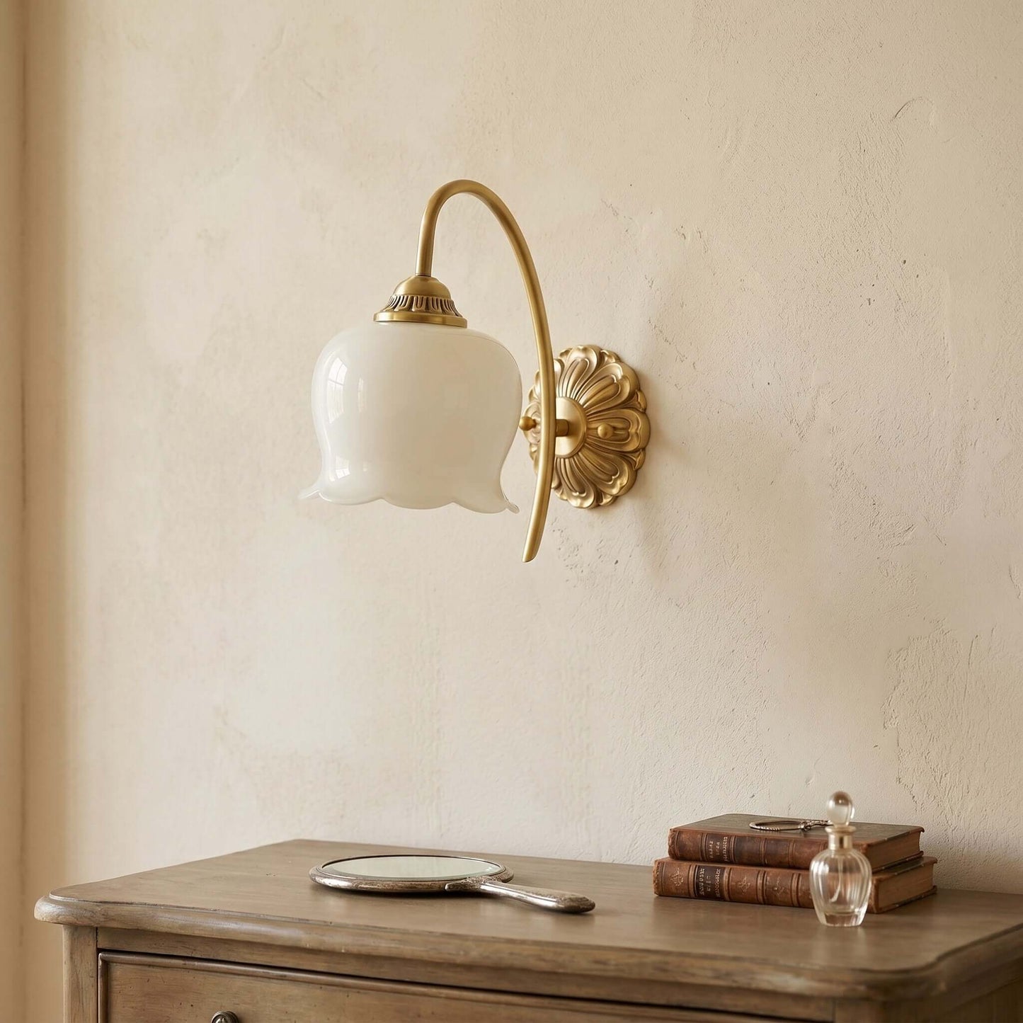 Vintage Mia Wall Lamp